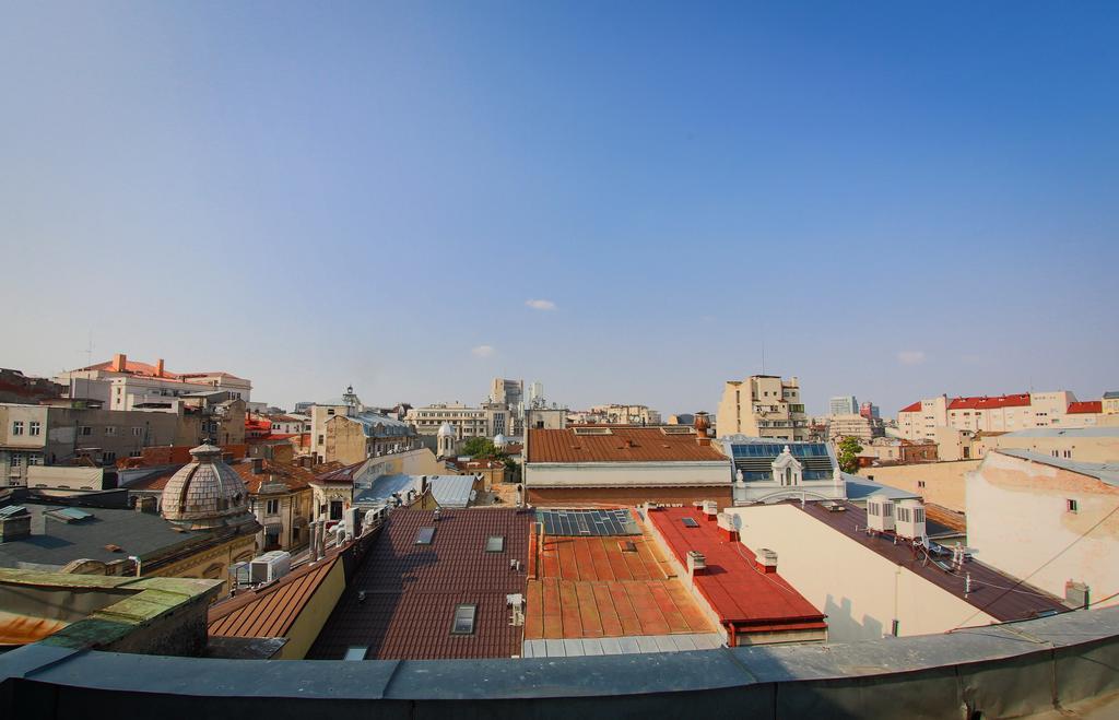 Color Apartments Downtown Bukares Bagian luar foto